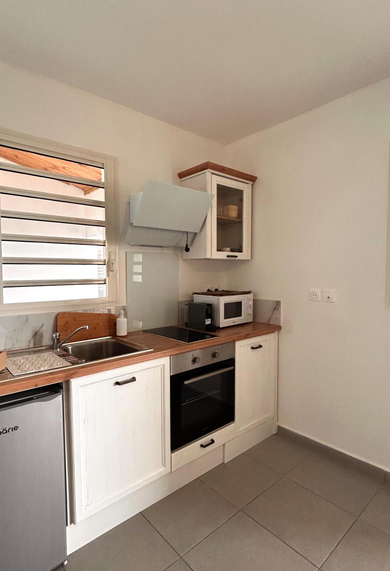Logement Palmier Sainte-Rose Exterior foto